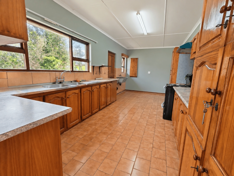 To Let 5 Bedroom Property for Rent in Gonubie Eastern Cape